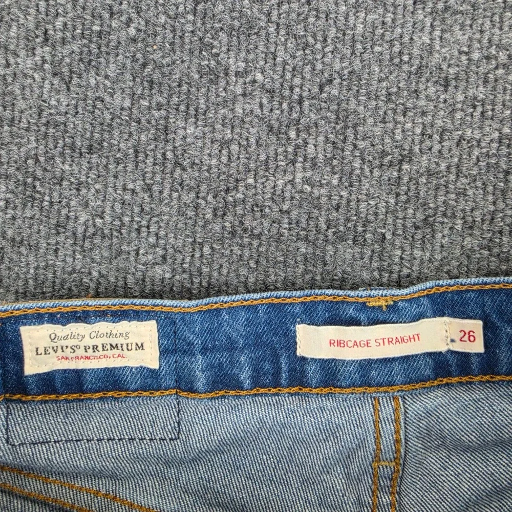 Levis Premium Ribcage Straight Jeans Women's 26 High Rise Dark Wash Button Fly
